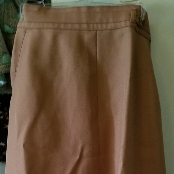 Vintage Style High Waisted Tan Skirt - Picture 6 of 6